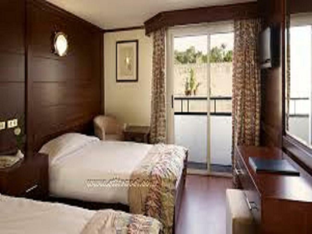 Luxor Nile Cruises: 3-4 Night Luxury Voyages Hotel Exterior photo