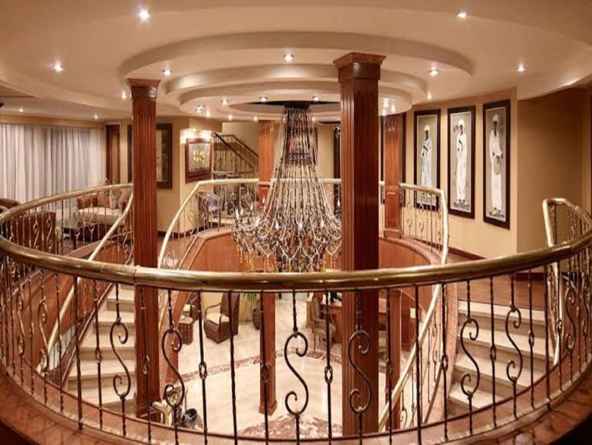 Luxor Nile Cruises: 3-4 Night Luxury Voyages Hotel Exterior photo