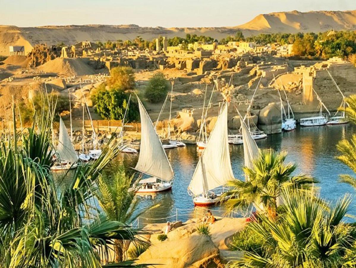 Luxor Nile Cruises: 3-4 Night Luxury Voyages Hotel Exterior photo
